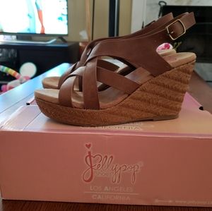 Brown wedges